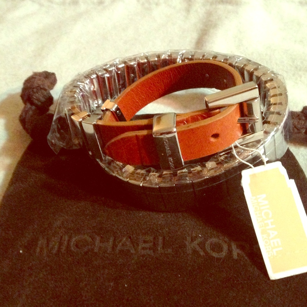 NWT Michael Kors Double Wrap Bracelet Leather Brown and Silver